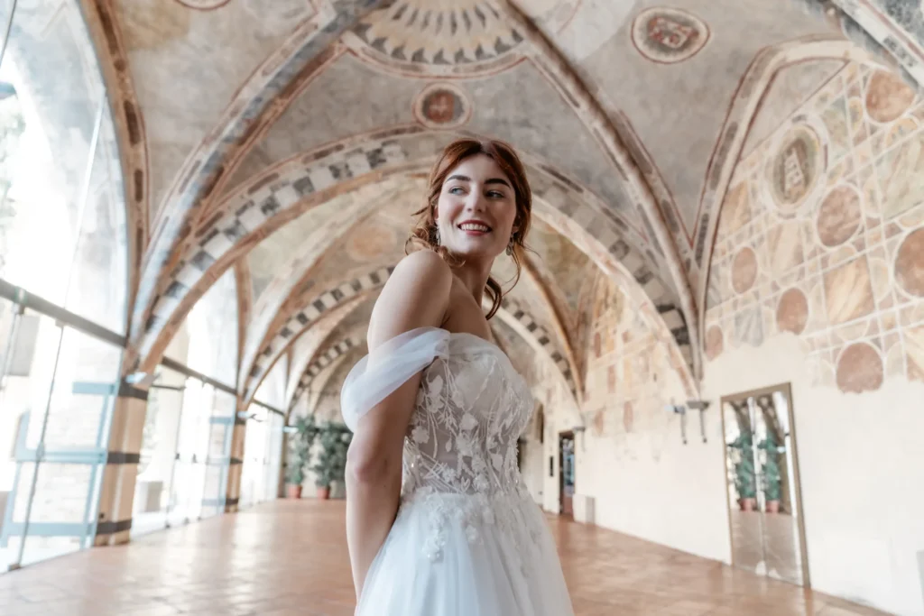 abito sposa scivolato tulle pizzo ricamo perline col 016 3 Sara Radice