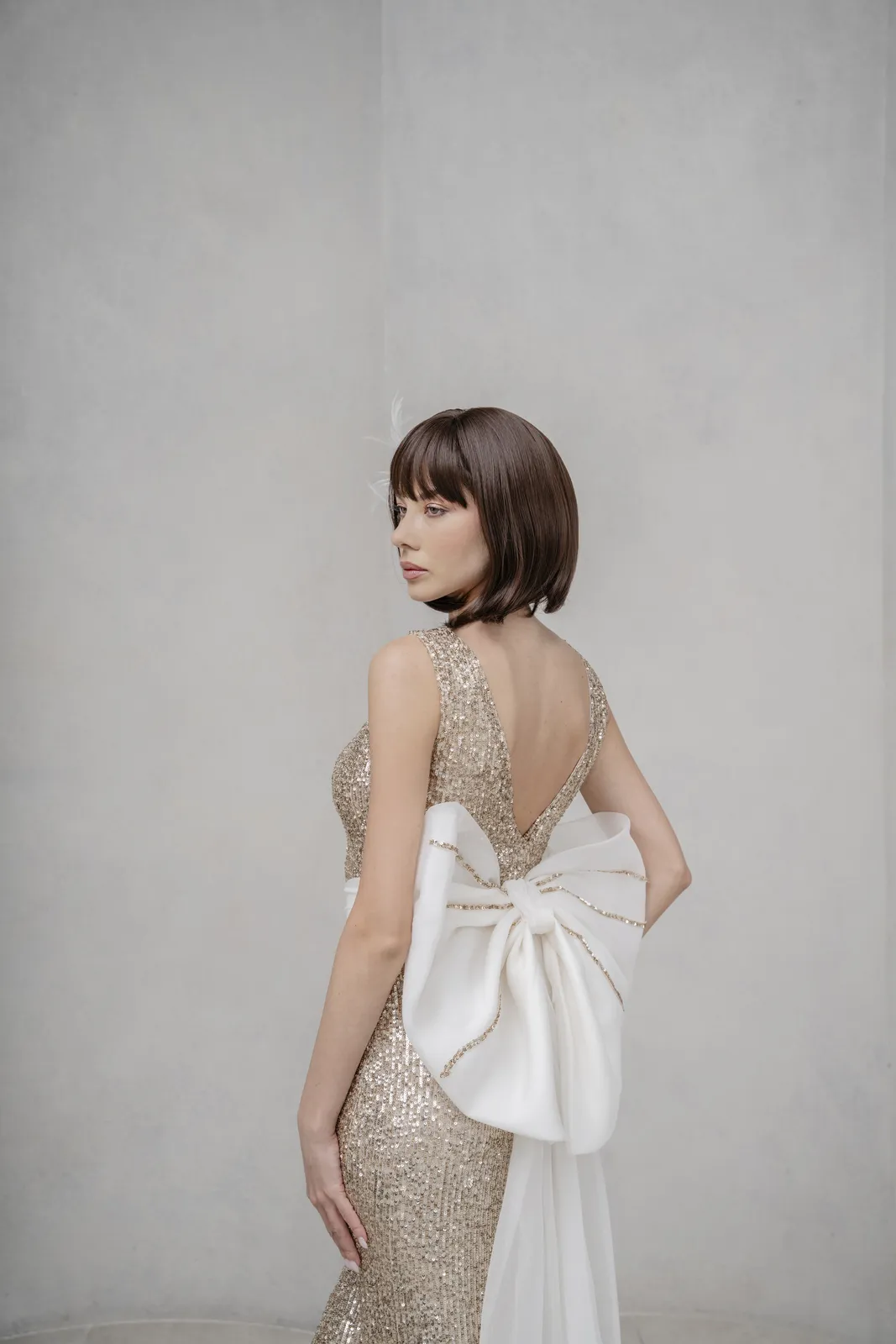 abito sposa sirena oro paillette cintura organza fiocco 3 col 074 sara radice