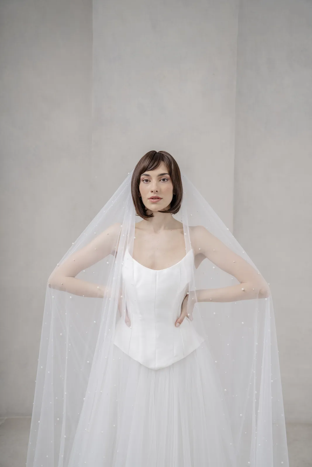 abito sposa tulle vaporoso corsetto mikado stile 700 4 col 076 sara radice